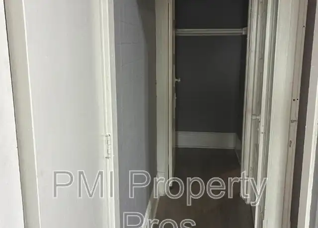 Property at 1562 S 7th St, Milwaukee, WI, 53204, 2 beds, 1 bath, [object Object]