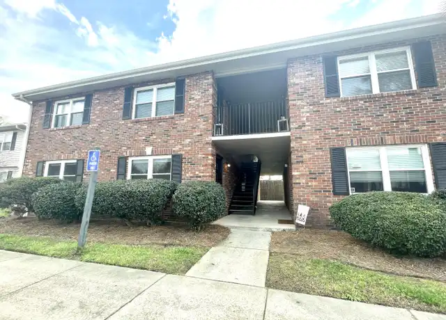 Property at 415 Parkdale Dr Unit 2A, Charleston, SC, 29414, 3 beds, 2 baths, [object Object]