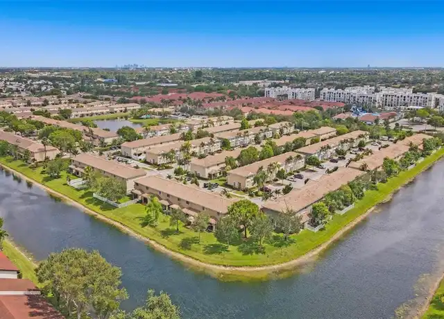Property at 5950 Glasgow Way, Tamarac, FL, 33321, 3 beds, 2.5 baths, [object Object]