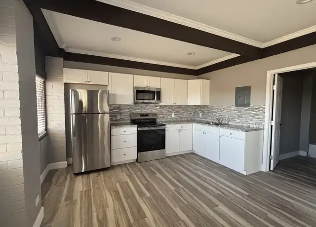 Property at 11207 U.S. 90 Unit D1, Del Rio, TX, 78840, 0 beds, 1 bath, [object Object]