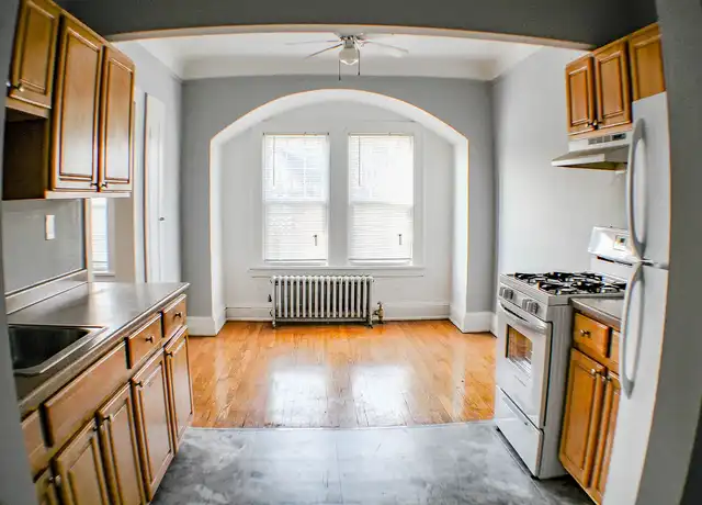 Property at Essex-Morley and Barclay Apartments - 3435 Superior Park Dr, Cleveland Heights, OH, 44118, 0-2 beds, 1 bath, [object Object]