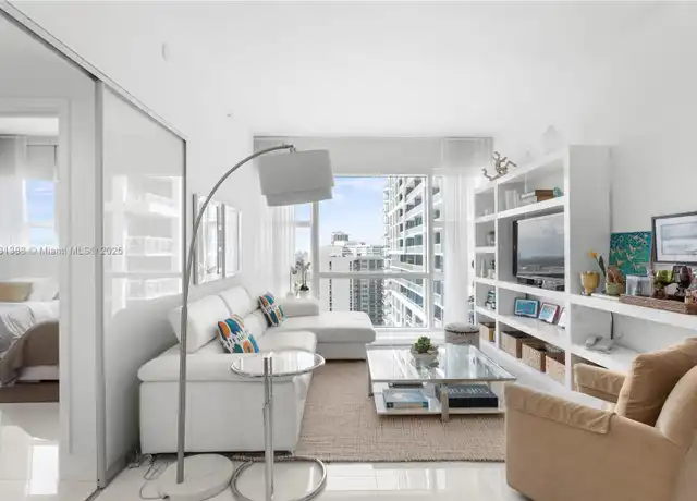 Property at 6801 Collins Ave #5, Miami Beach, FL, 33141, 1 bed, 1 bath, [object Object]