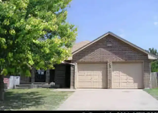 Property at 10204 Pack Saddle Ct, Fort Worth, TX, 76108, 3 beds, 2 baths, [object Object]