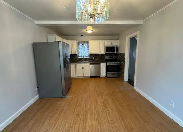 Property at 497 Ocean Ave, West Haven, CT, 06516, 2 beds, 1 bath, [object Object]