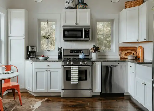 Property at 19 Glendale St Unit 1, Everett, MA, 02149, 4 beds, 1 bath, [object Object]