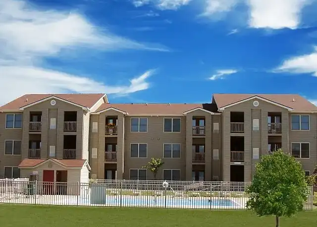 Property at Park Hills Apartments - 2500 Alumni Dr, Lexington, KY, 40517, 2-3 beds, 1-3 bath, [object Object]