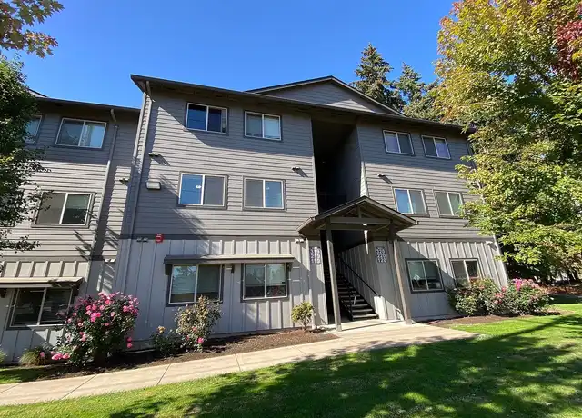 Property at Hawthorne Place Apartments - 4245 Hawthorne Ave NE, Salem, OR, 97301, 1-3 bed, 1-2 bath, [object Object]