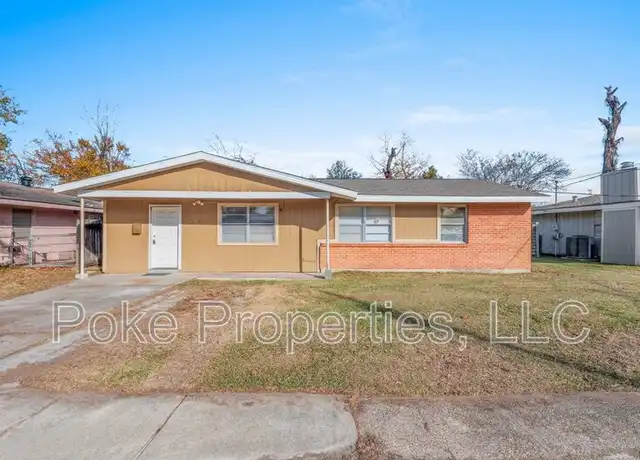 Property at 1305 Sunset Dr, Lake Charles, LA, 70607, 4 beds, 1 bath, [object Object]