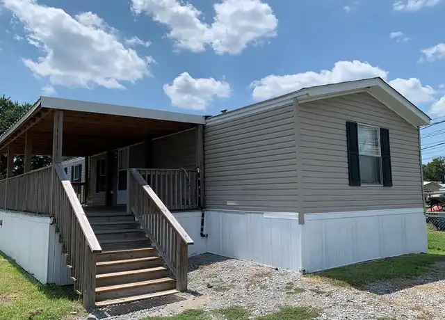 Property at 12586 Highway 11, Belle Chasse, LA, 70037, 3 beds, 2 baths, [object Object]