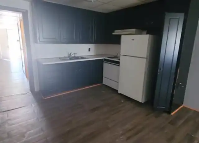 Property at 412 NE 13th St, Casey, IL, 62420, 1 bed, 1 bath, [object Object]