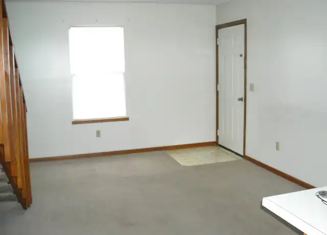 Property at 130 Hampton Dr, Crestview, FL, 32539, 2 beds, 1.5 baths, [object Object]