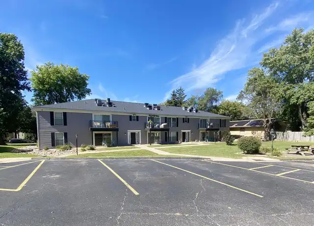 Property at 5031 N Lakeside Pl Unit L-206, Peoria Heights, IL, 61616, 2 beds, 1 bath, [object Object]