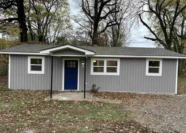 Property at 2730 Spring St, Hot Springs National Park, AR, 71901, 2 beds, 1 bath, [object Object]