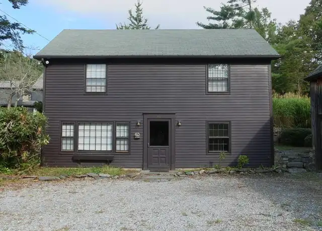 Property at 82 River Rd, Essex, CT, 06426, 2 beds, 1.5 baths, [object Object]