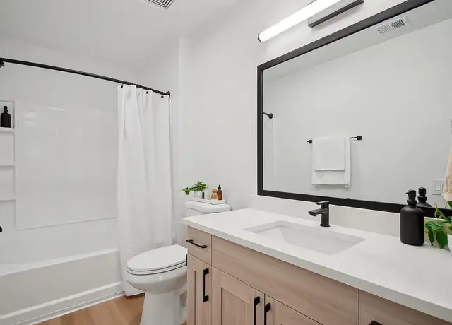 Photo of 190 Ryland St, San Jose, CA 95110