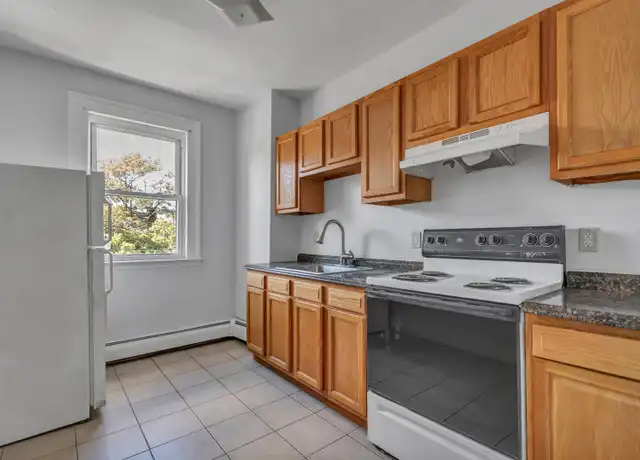 Property at 1375 Chapel St Unit 1375-16, New Haven, CT, 06511, 1 bed, 1 bath, [object Object]