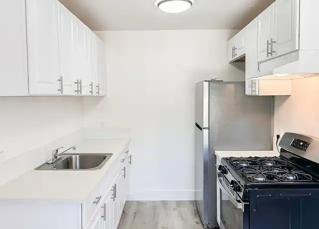 Property at Saratoga Apartments - 9830 Lincoln Village Dr, Sacramento, CA, 95827, 1 bed, 1 bath, [object Object]