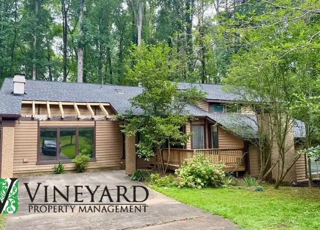 Property at 1510 Oak Creek Dr, Marietta, GA, 30066, 4 beds, 2.5 baths, [object Object]