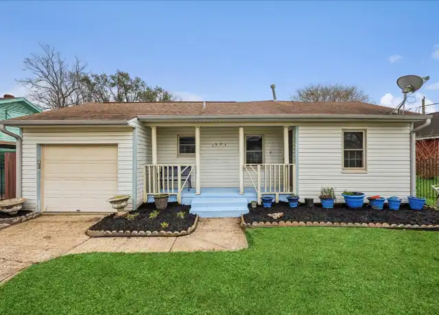 Property at 2985 Emile St, Beaumont, TX, 77701, 2 beds, 1 bath, [object Object]