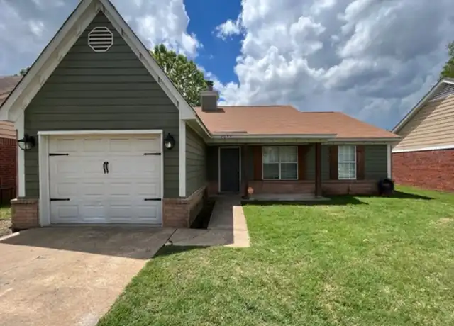 Property at 7055 Hampton Dr, Horn Lake, MS, 38637, 3 beds, 2 baths, [object Object]