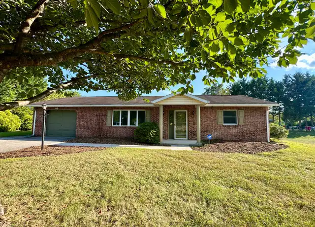 Property at 1586 Elizabeth Dr, Chambersburg, PA, 17202, 2 beds, 1 bath, [object Object]