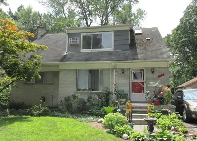 Property at 445 W Breckenridge St, Ferndale, MI, 48220, 0 beds, 1 bath, [object Object]