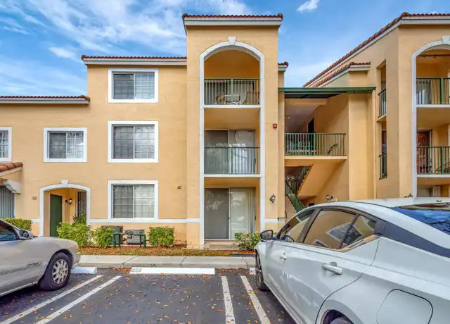 Property at 1739 Village Blvd #306, West Palm Beach, FL, 33409, 1 bed, 1 bath, [object Object]