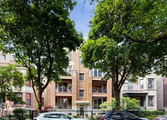 Property at 708 W Aldine Ave Unit 201, Chicago, IL, 60657, 3 beds, 2.5 baths, [object Object]
