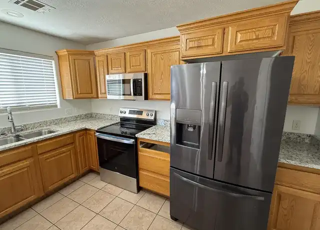 Property at 717 W Hafen Ln, Mesquite, NV, 89027, 3 beds, 2.5 baths, [object Object]