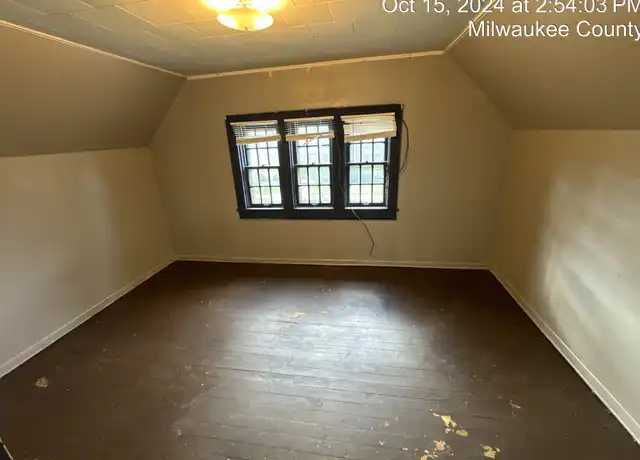 Property at 3024 N 55th St, Milwaukee, WI, 53210, 3 beds, 1 bath, [object Object]
