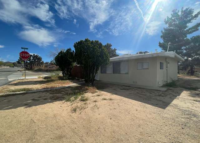 Photo of 7492 Hopi Trl, Yucca Valley, CA 92284