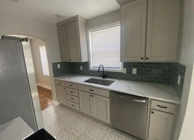 Property at 2804 S Joplin Ave, Joplin, MO, 64804, 2 beds, 1 bath, [object Object]
