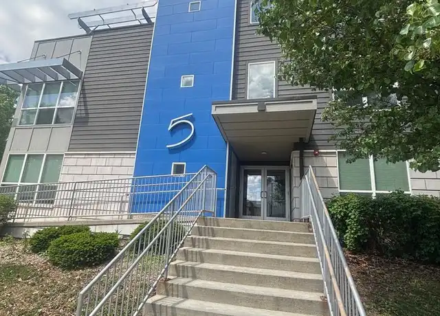 Property at 5 Lincoln Ave #104, Iowa City, IA, 52246, 0 beds, 1 bath, [object Object]