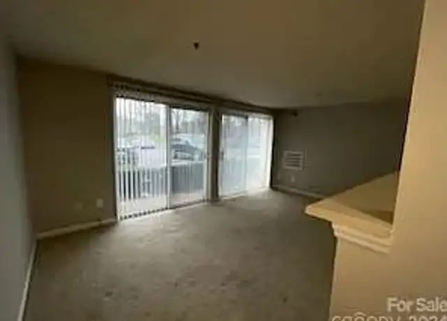 Property at 1649 Arlyn Cir, Charlotte, NC, 28213, 1 bed, 1 bath, [object Object]