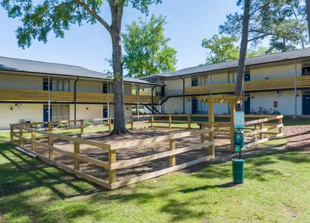 Property at 516 E Glenn Ave Unit 221, Auburn, AL, 36830, 2 beds, 1 bath, [object Object]