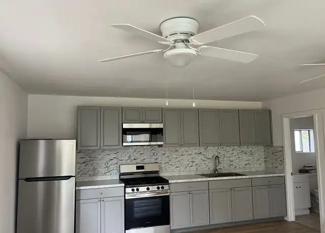 Property at 910 Deodar Rd, Escondido, CA, 92026, 0 beds, 1 bath, [object Object]