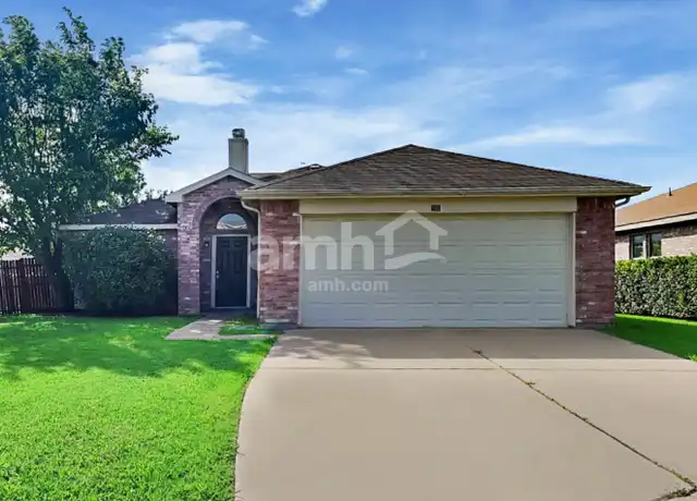 Property at 702 Castlewick Ct, Arlington, TX, 76018, 3 beds, 2 baths, [object Object]
