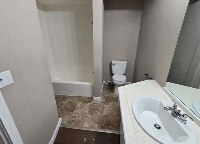 Property at 6708 NW 31st St, Bethany, OK, 73008, 1 bed, 1 bath, [object Object]