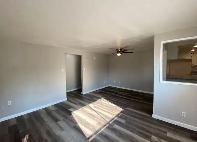 Property at 110 Cooper Ave, Bakersfield, CA, 93308, 2 beds, 1 bath, [object Object]