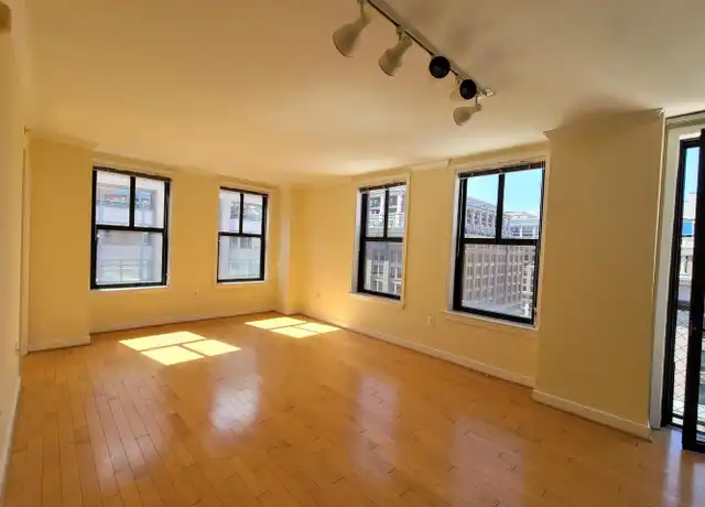 Property at 631 D St NW #733, Washington, DC, 20004, 2 beds, 1 bath, [object Object]