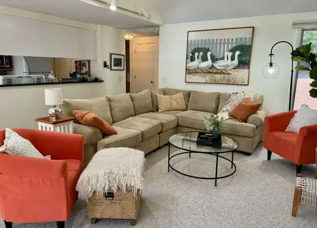 Property at 27 Bay Tree Ln Unit A27, Grantham, NH, 03753, 3 beds, 2 baths, [object Object]