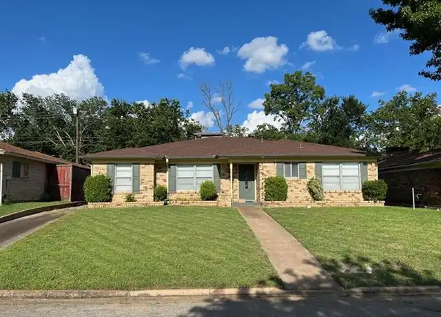 Property at 120 S Wood Ave, Denison, TX, 75020, 3 beds, 2 baths, [object Object]
