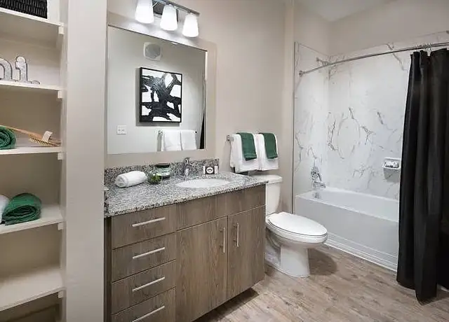 Photo of 4320 Commons Dr W, Destin, FL 32541