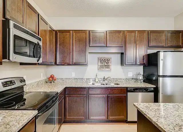 Property at The View at Long Lake - 1300 Northwest Pkwy, Saint Paul, MN, 55112, 1-2 bed, 1-2 bath, [object Object]