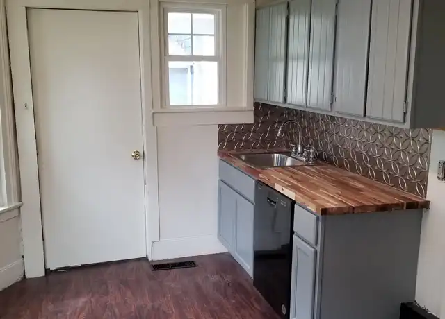 Property at 8 E Jackson St, Palmyra, NY, 14522, 3 beds, 1 bath, [object Object]