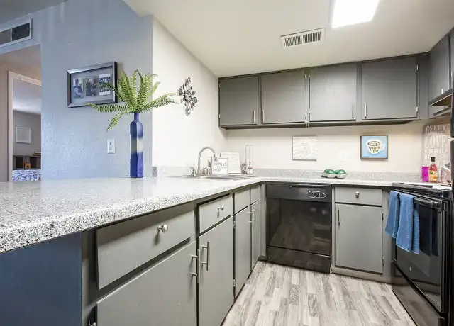 Property at Villas Del Cielo - 3131 Adams St NE, Albuquerque, NM, 87110, 1 bed, 1 bath, [object Object]