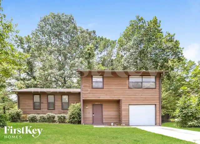 Property at 6925 Smoke Ridge Dr, Fairburn, GA, 30213, 3 beds, 2.5 baths, [object Object]