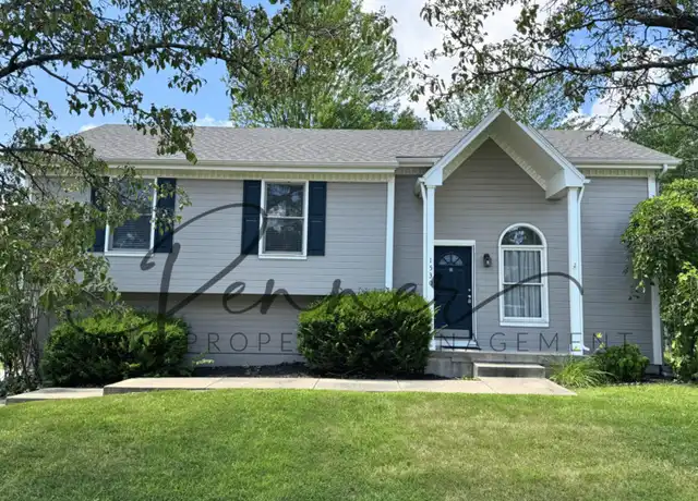 Property at 1530 NE Stonewood Dr, Lees Summit, MO, 64086, 3 beds, 2.5 baths, [object Object]