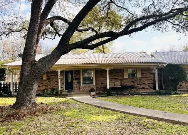 Property at 1706 Roosevelt St, Bastrop, TX, 78602, 3 beds, 2 baths, [object Object]