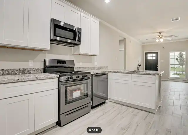 Property at 4423 Clover St Unit 2, Houston, TX, 77051, 2 beds, 2 baths, [object Object]
